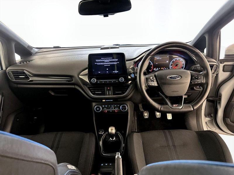 Used Ford Fiesta 2019 for sale - 76500637: Photo 3