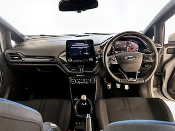 Used Ford Fiesta 2019 for sale - 76500637: Photo