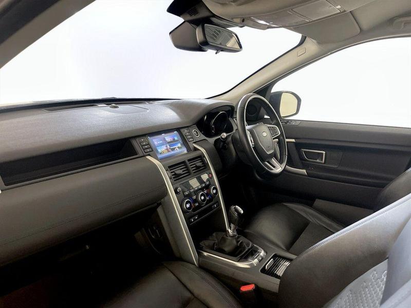 Used Land Rover Discovery Sport 2018 for sale - 76534467: Photo 12