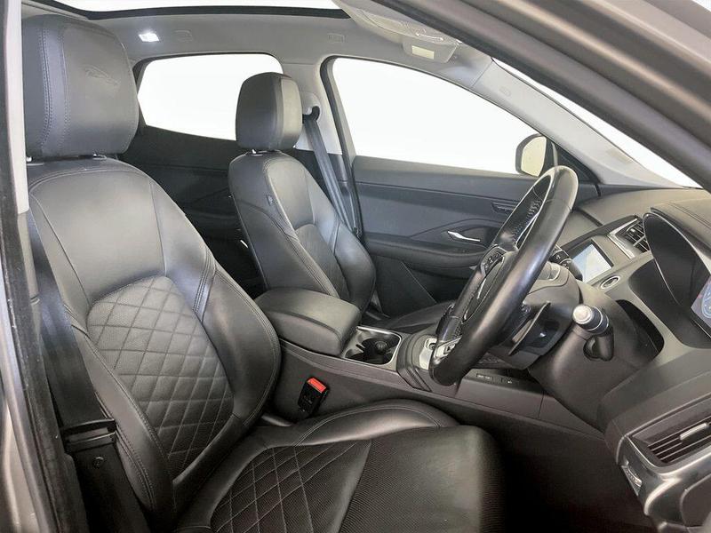Used Jaguar E-Pace 2019 for sale - 76322334: Photo 15