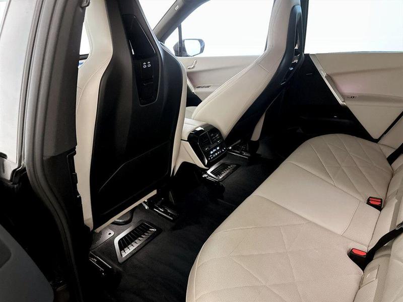 Used BMW iX 2022 for sale - 76545294: Photo 14