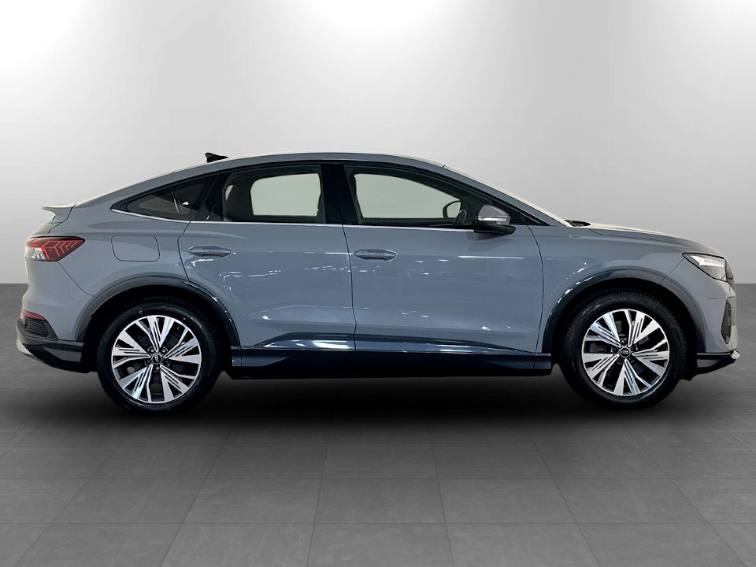 Used Audi Q4 e-tron 2022 for sale - 77664949: Photo 11