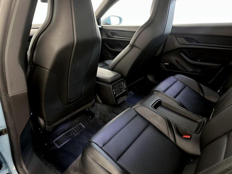 Used Porsche Taycan 2020 for sale - 76480375: Photo 14