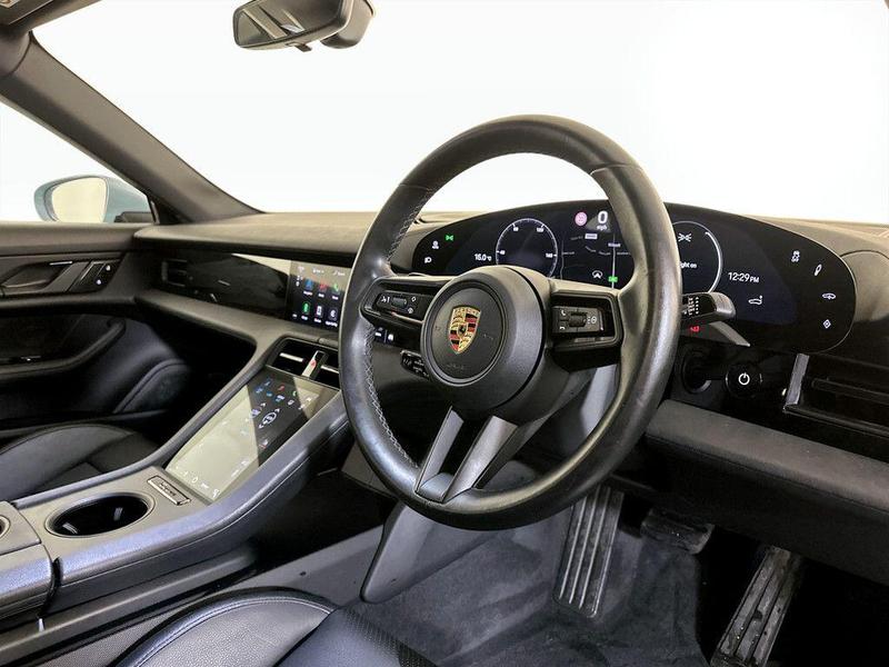 Used Porsche Taycan 2020 for sale - 76480375: Photo 15