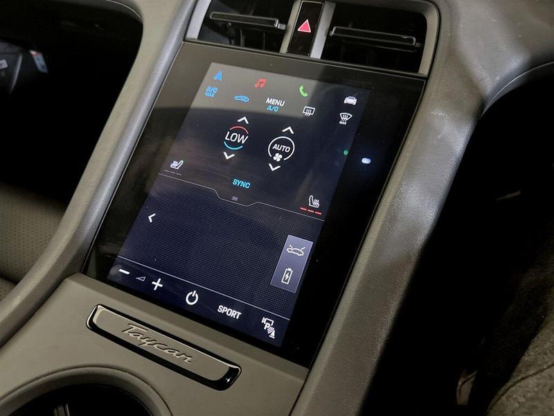 Used Porsche Taycan 2020 for sale - 76480375: Photo 29