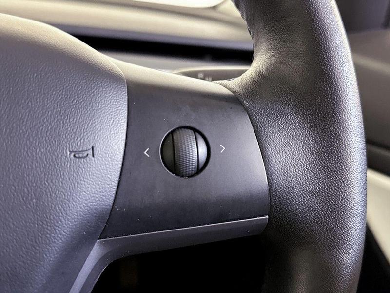 Used Tesla Model 3 2019 for sale - 76568612: Photo 18