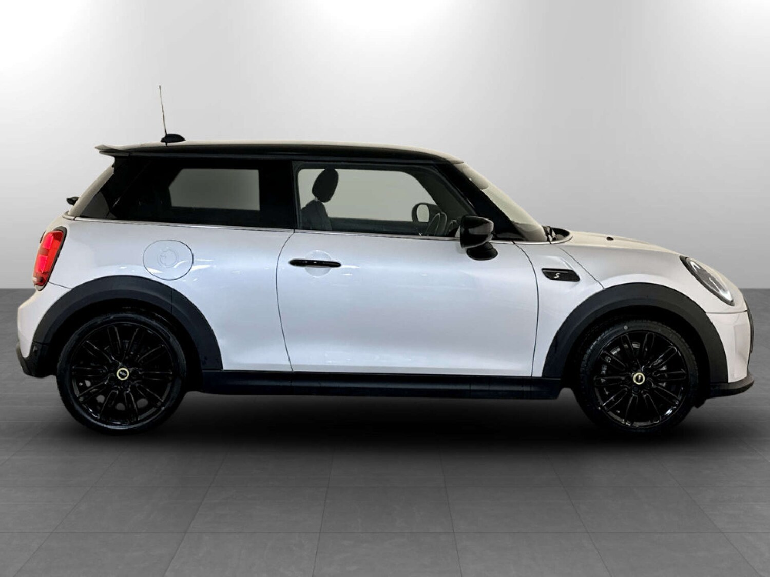 Used MINI Hatch 2022 for sale - 77470021: Photo 10