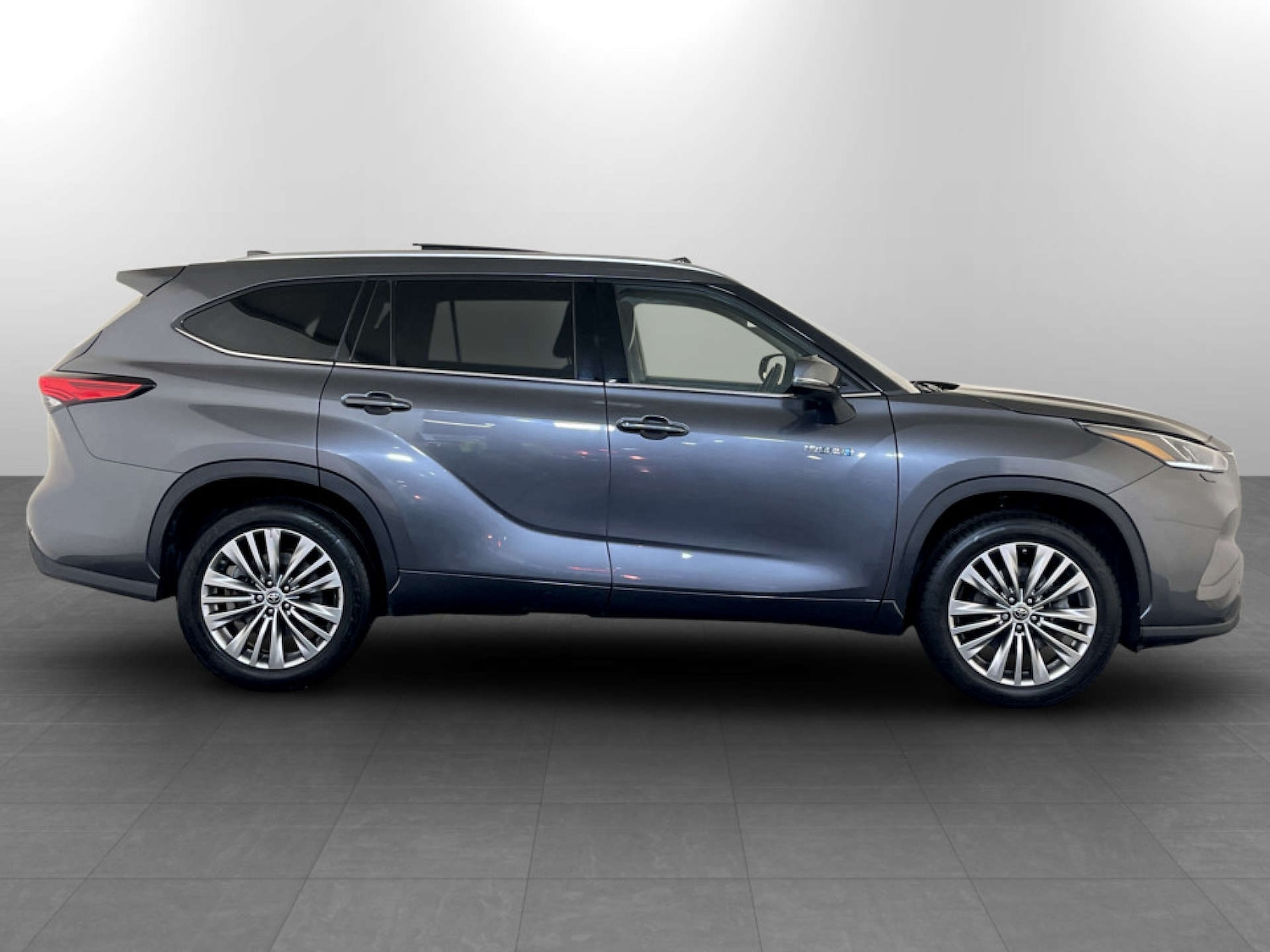 Used Toyota Highlander 2021 for sale - 77185870: Photo 11