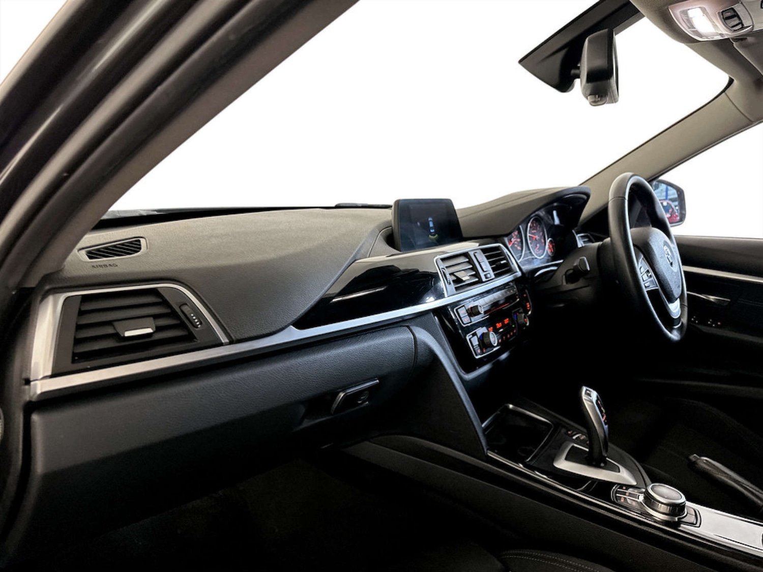 Used BMW 3 Series 2018 for sale - 77506872: Photo 12