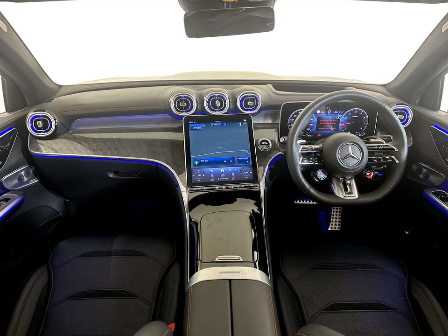 Used Mercedes-Benz GLC 2025 for sale - 77185785: Photo 3