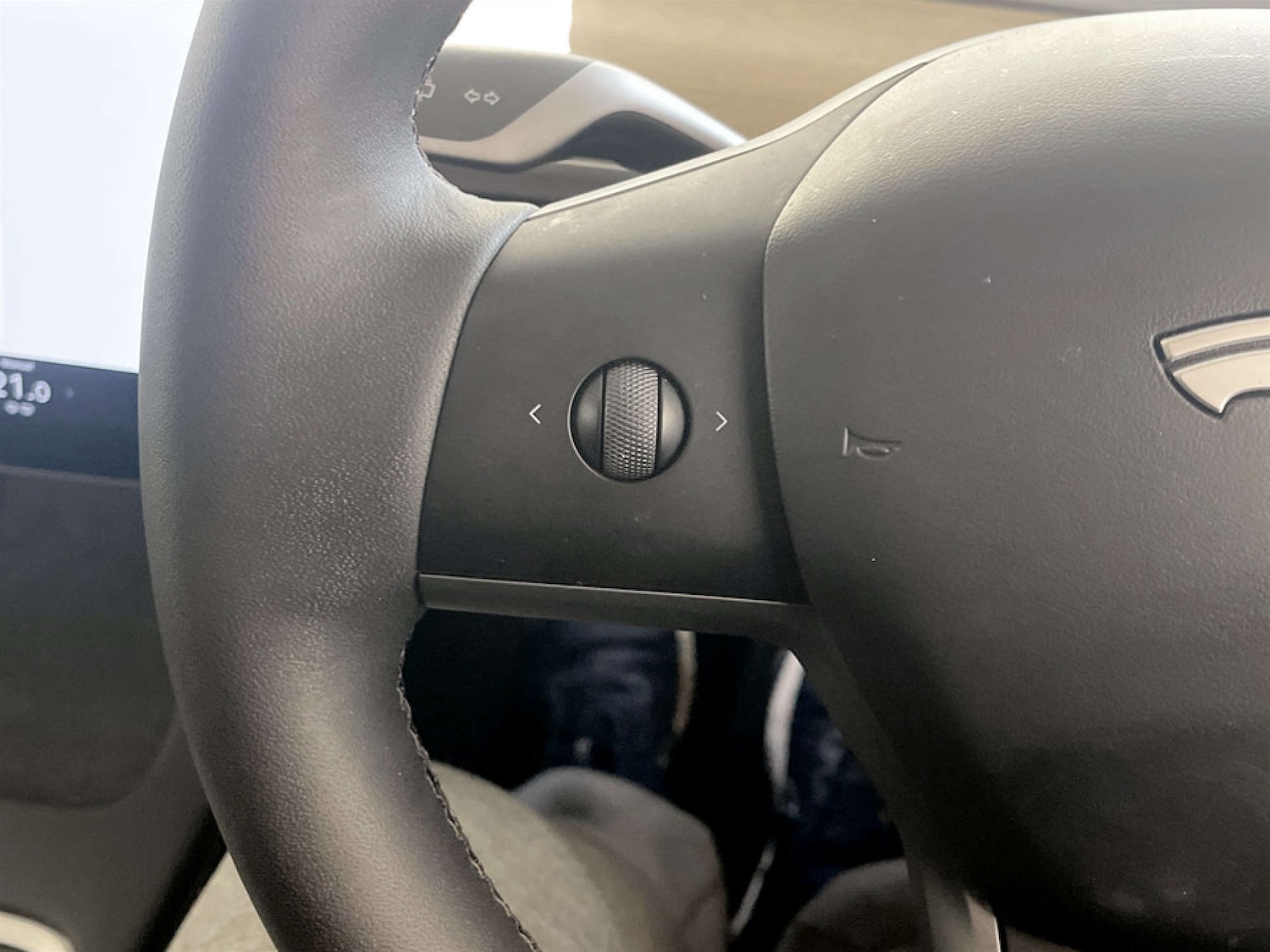 Used Tesla Model Y 2024 for sale - 77185732: Photo 18