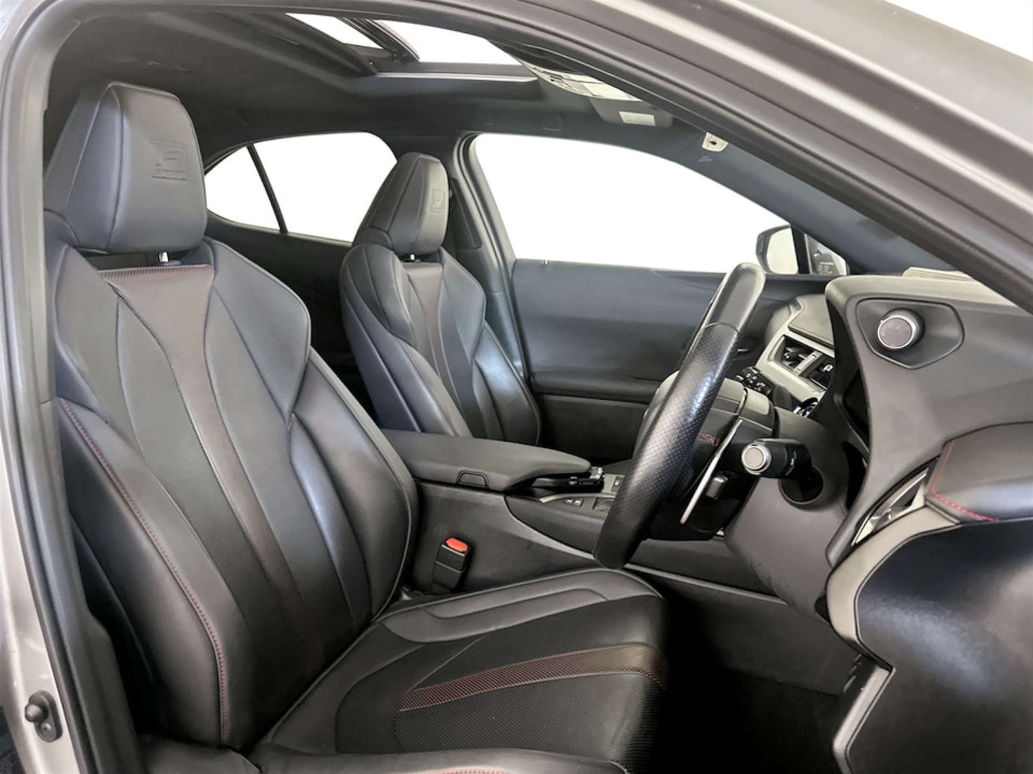 Used Lexus UX 2022 for sale - 77185943: Photo 13