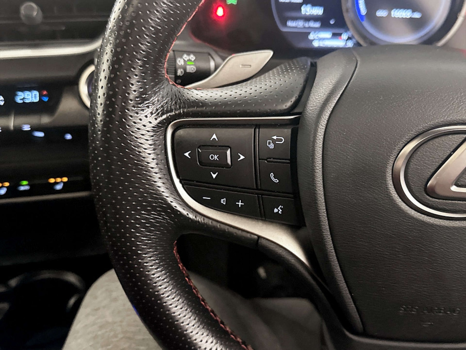 Used Lexus UX 2022 for sale - 77185943: Photo 19