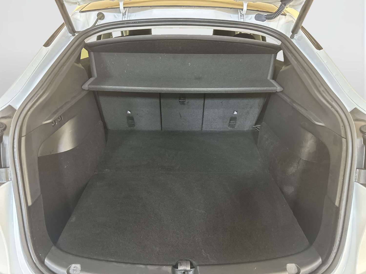 Used Tesla Model Y 2023 for sale - 78106704: Photo 15