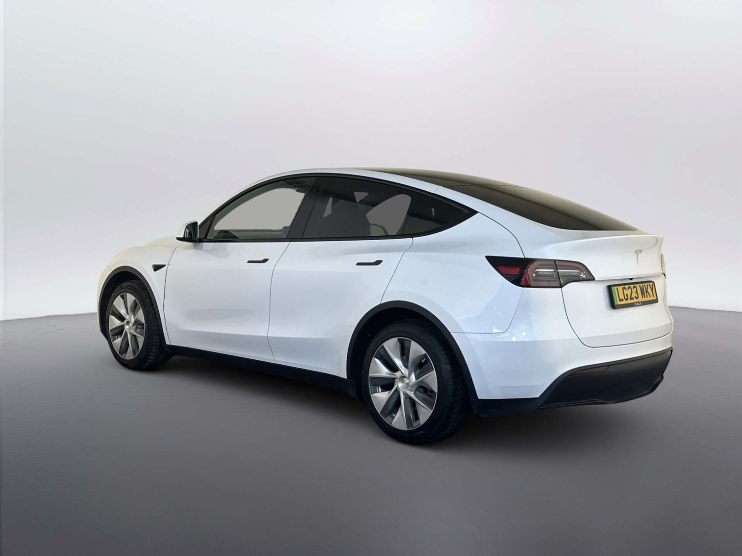 Used Tesla Model Y 2023 for sale - 78106704: Photo 8