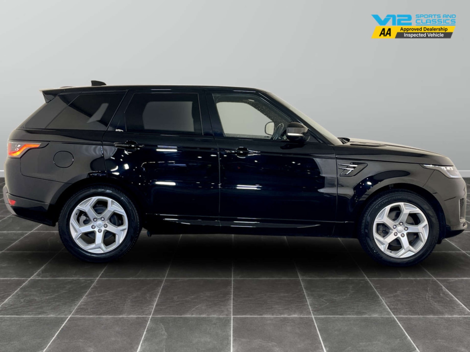 Used Land Rover Range Rover Sport 2018 for sale - 77261392: Photo 11