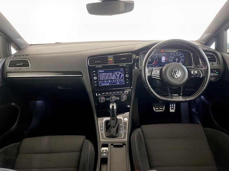 Used Volkswagen Golf 2020 for sale - 76302668: Photo 3