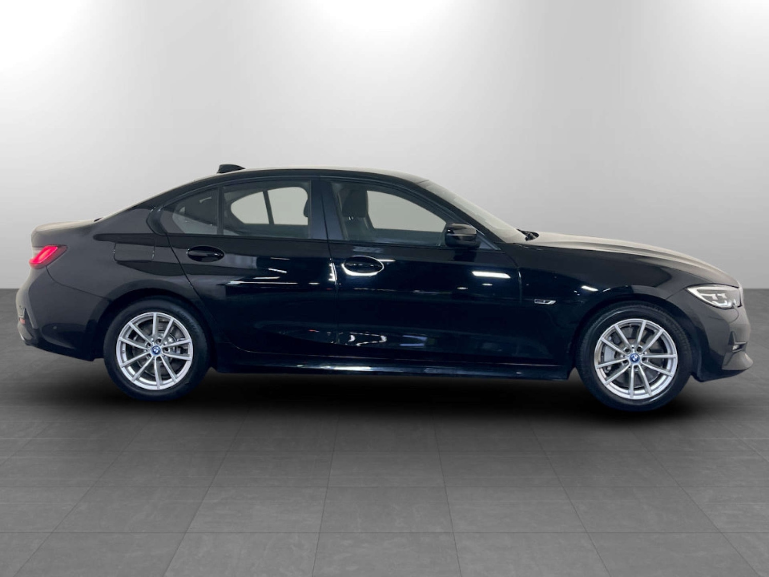Used BMW 3 Series 2021 for sale - 77617125: Photo 11