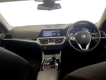 Used BMW 3 Series 2021 for sale - 77617125: Photo