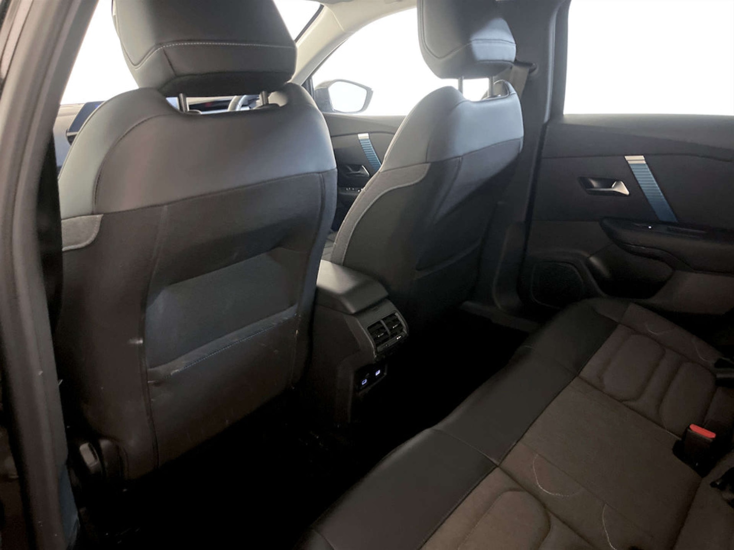 Used Citroen e-C4 2022 for sale - 77185896: Photo 14