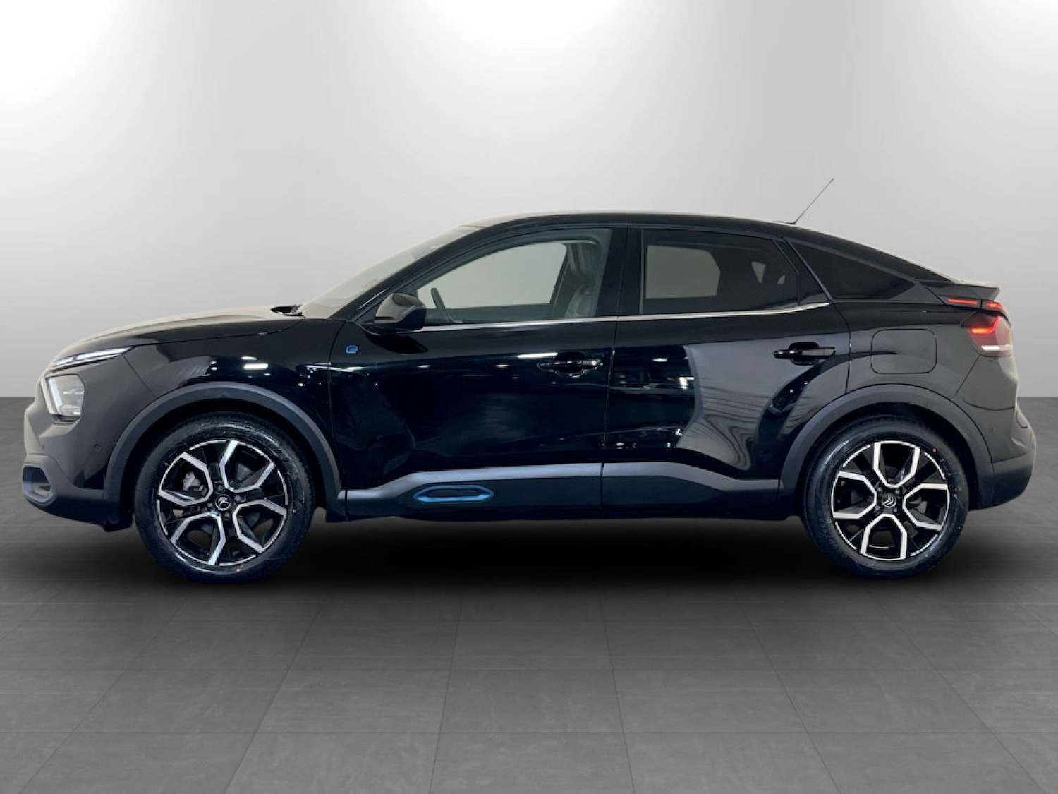 Used Citroen e-C4 2022 for sale - 77185896: Photo 7