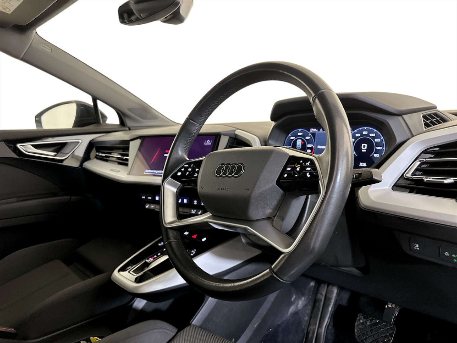 Used Audi Q4 e-tron 2023 for sale - 77452476: Photo 15