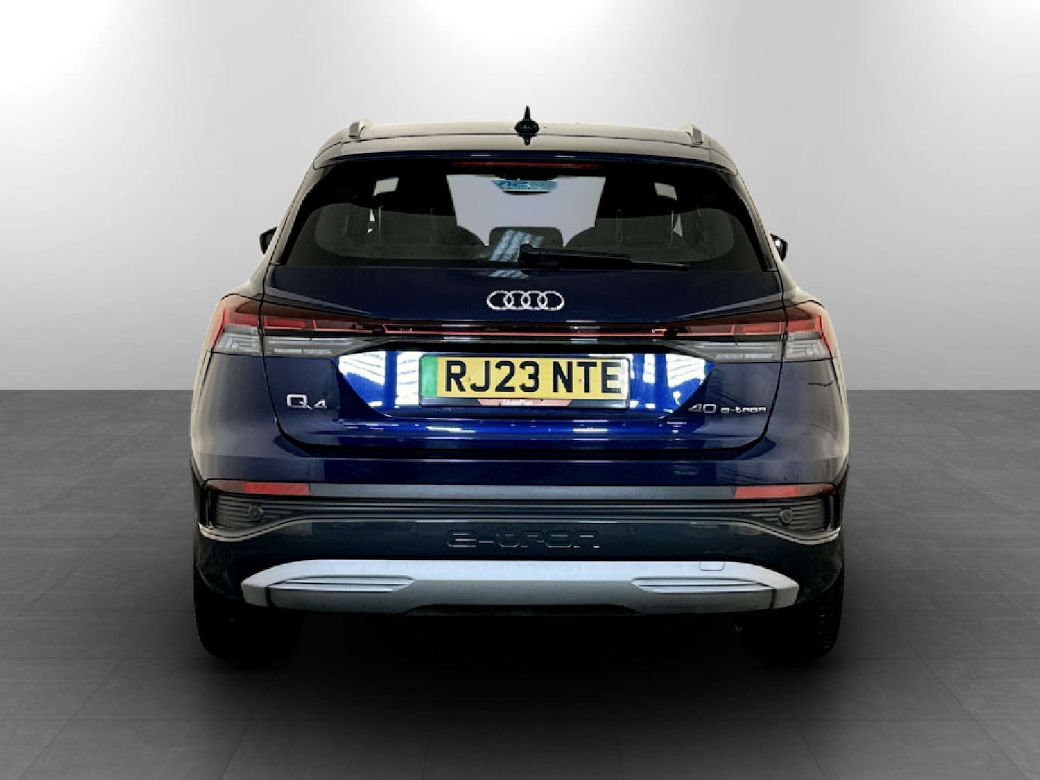 Used Audi Q4 e-tron 2023 for sale - 77452476: Photo 9