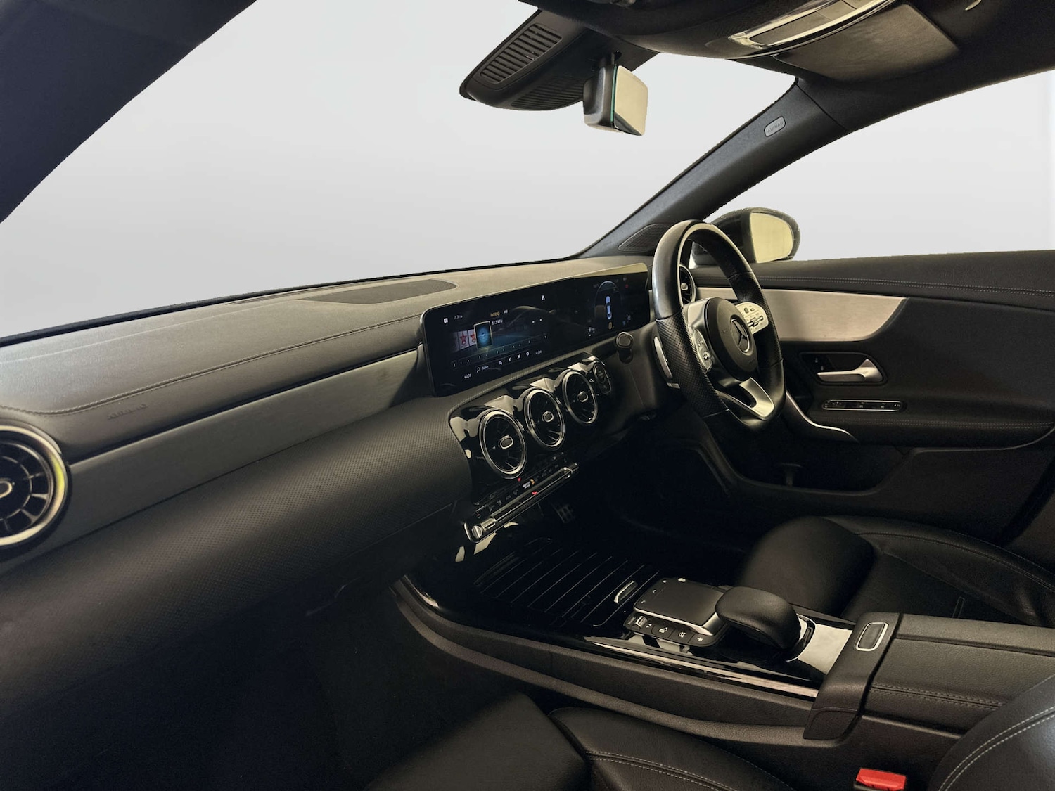 Used Mercedes-Benz CLA 2021 for sale - 77950436: Photo 11