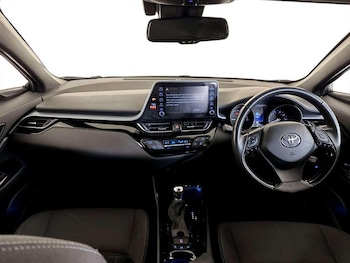 Used Toyota C-HR 2022 for sale - 77061395: Photo