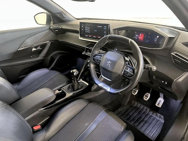 Used Peugeot 2008 2021 for sale - 76244754: Photo 15