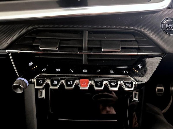 Used Peugeot 2008 2021 for sale - 76244754: Photo 24