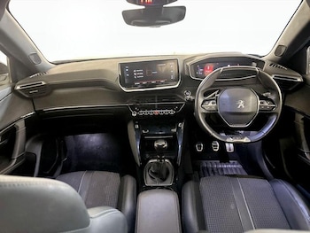 Used Peugeot 2008 2021 for sale - 76244754: Photo 3