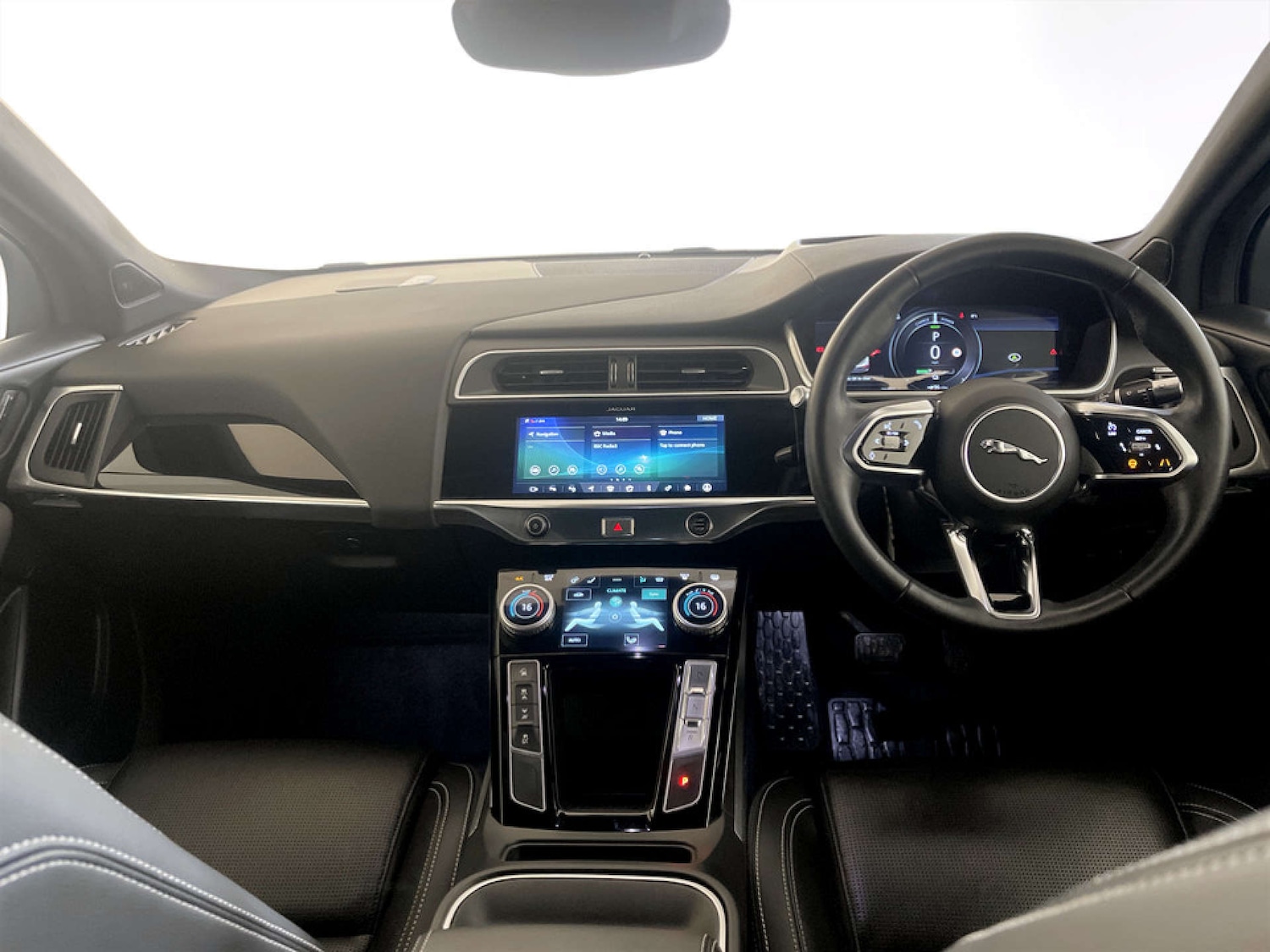 Used Land Rover Range Rover Evoque 2025 for sale - 77434593: Photo 3