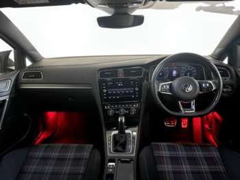 Used Volkswagen Golf 2019 for sale - 74996145: Photo