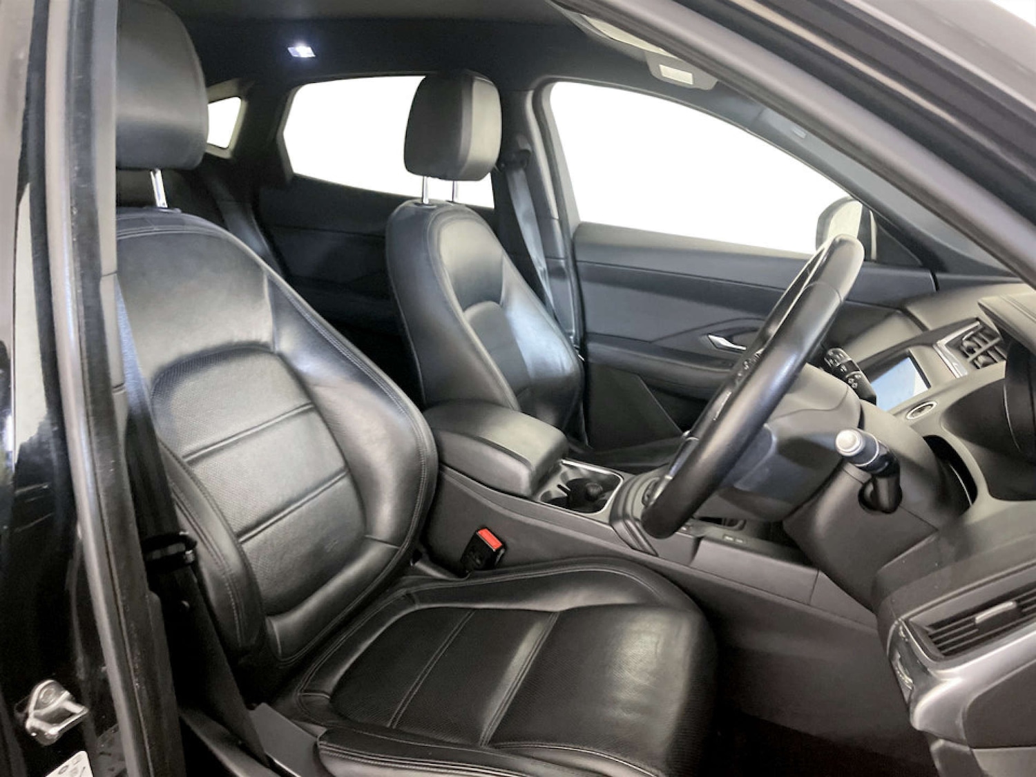 Used Jaguar E-Pace 2019 for sale - 77366804: Photo 13