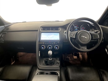 Used Jaguar E-Pace 2019 for sale - 77366804: Photo