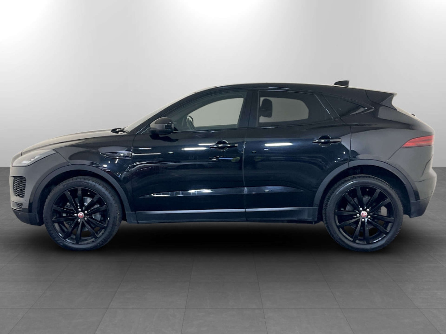 Used Jaguar E-Pace 2019 for sale - 77366804: Photo 7