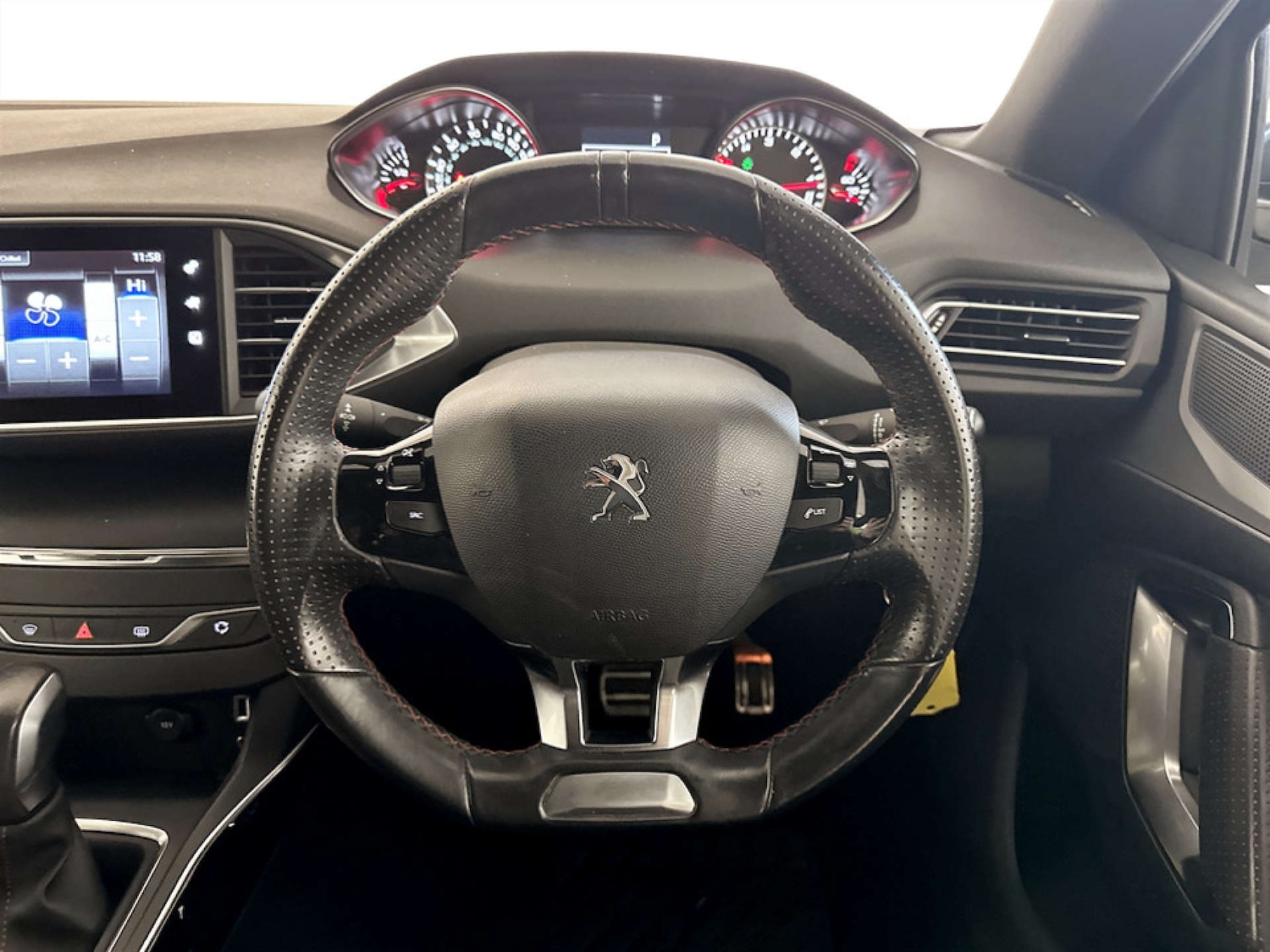 Used Peugeot 308 2017 for sale - 77667816: Photo 16