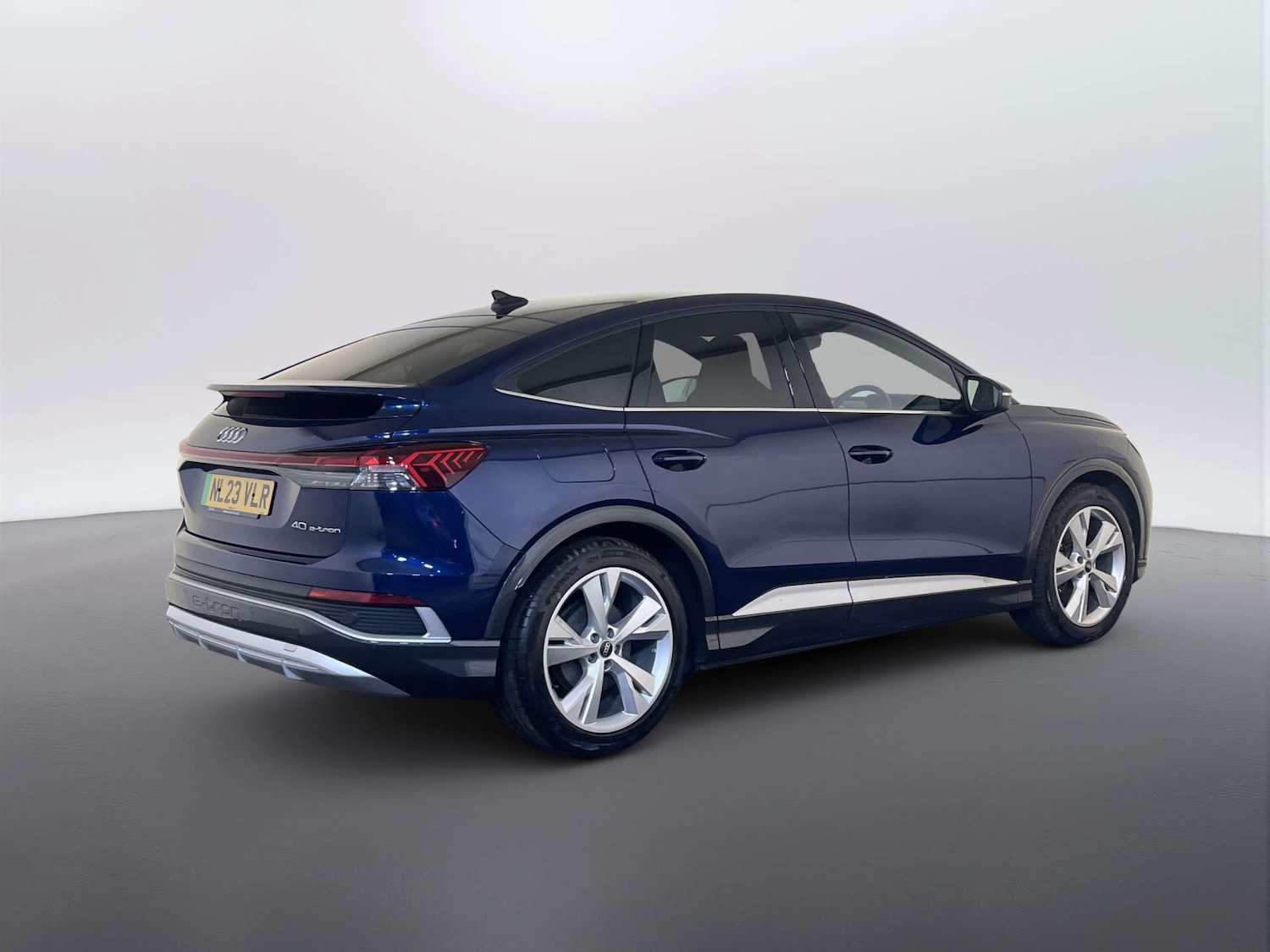 Used Audi Q4 e-tron 2023 for sale - 78196816: Photo 10