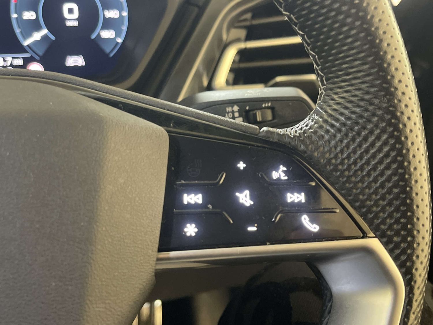 Used Audi Q4 e-tron 2023 for sale - 78196816: Photo 19