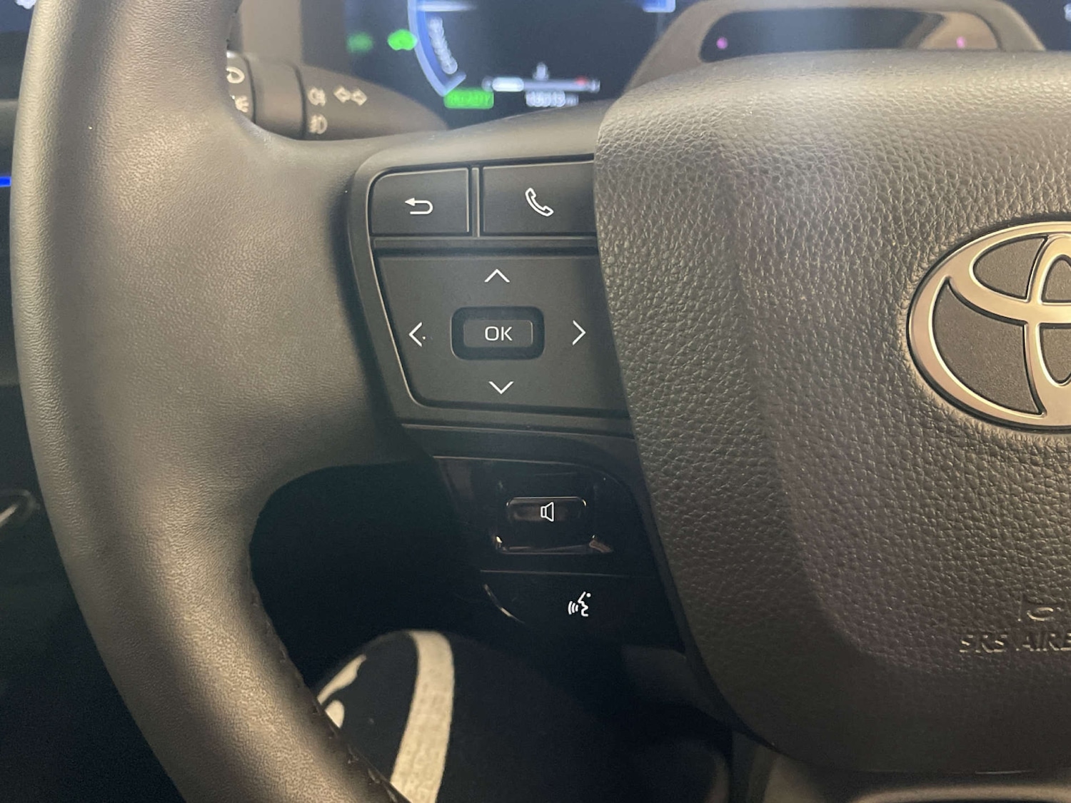 Used Toyota C-HR 2024 for sale - 77836387: Photo 18