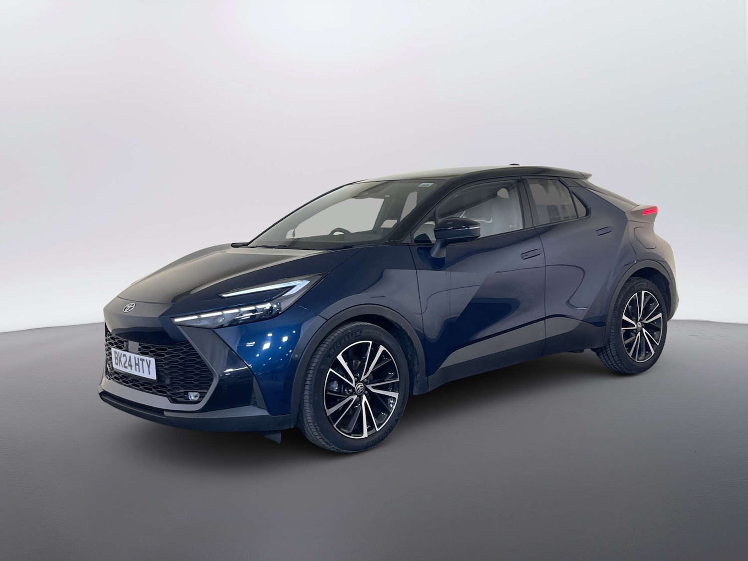 Used Toyota C-HR 2024 for sale - 77836387: Photo 6