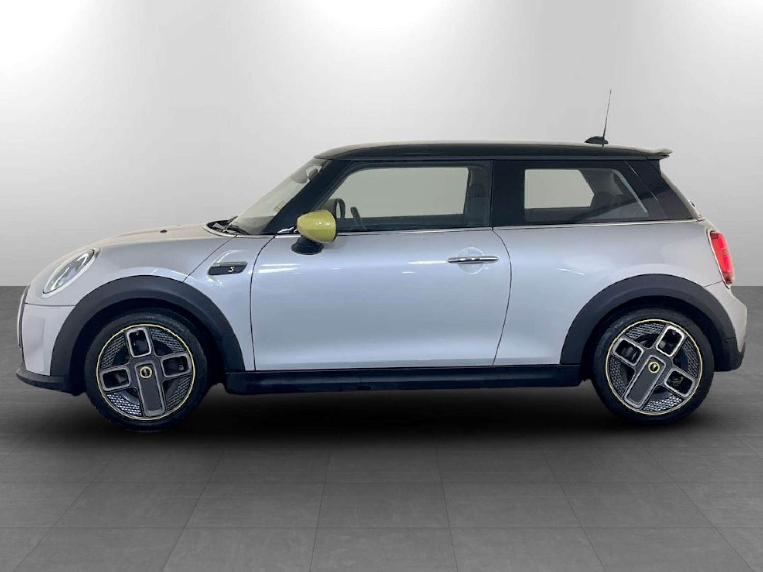 Used MINI Hatch 2022 for sale - 77523411: Photo 7