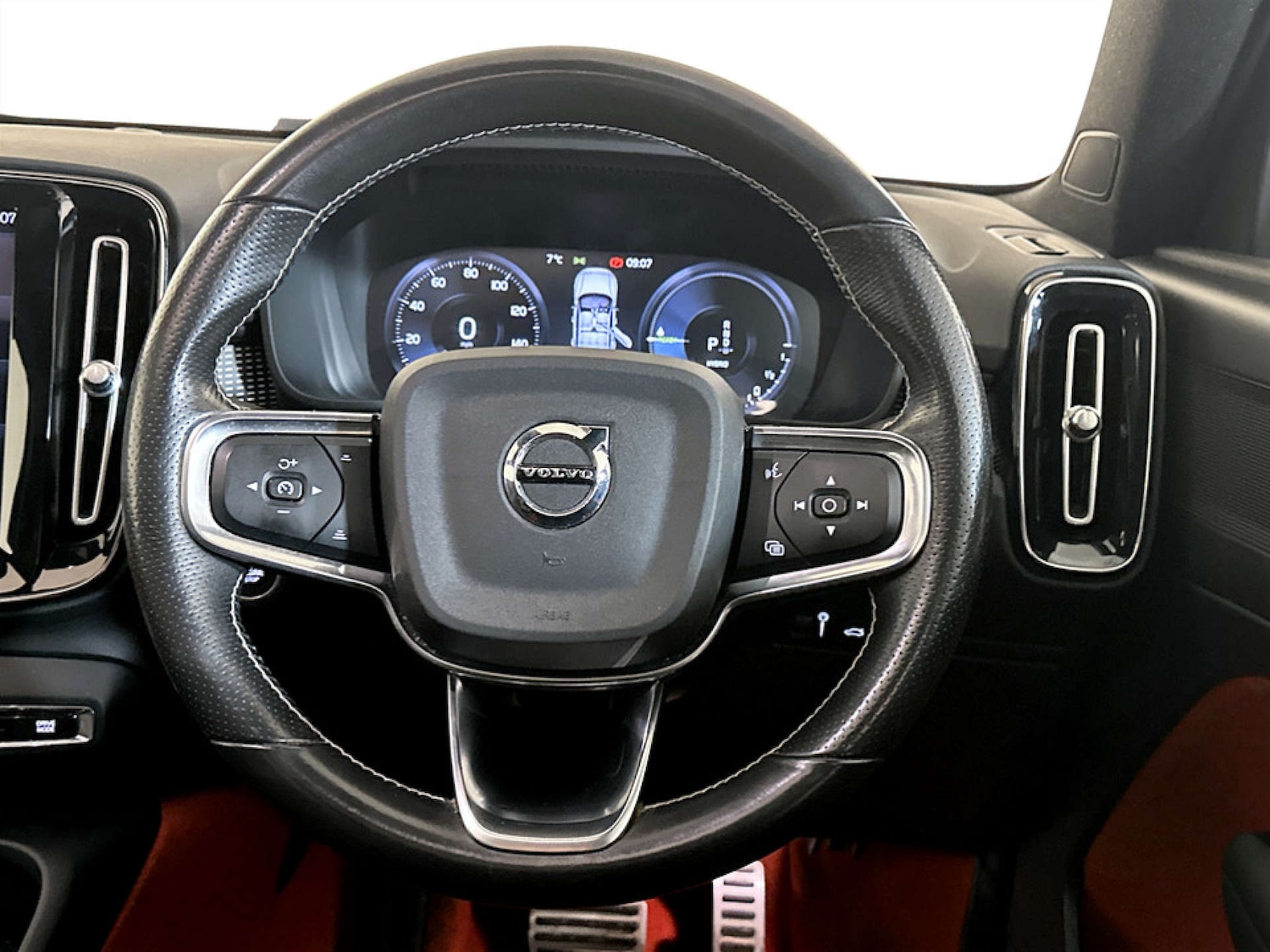 Used Volvo XC40 2021 for sale - 77470018: Photo 16