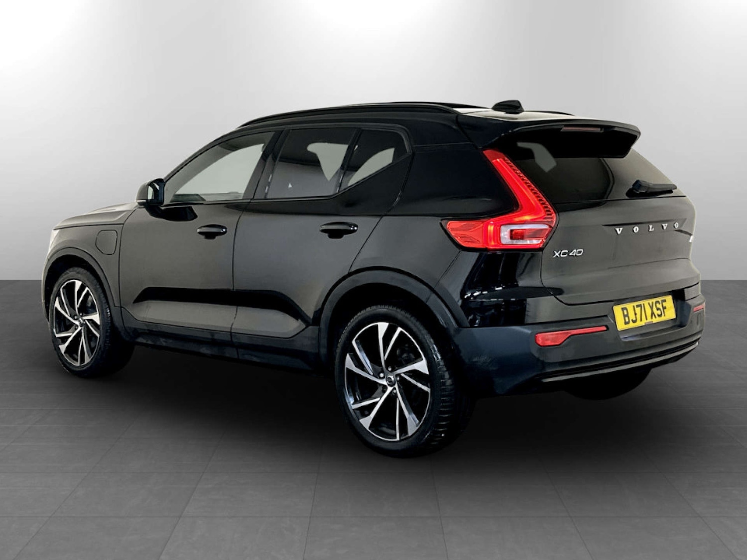 Used Volvo XC40 2021 for sale - 77470018: Photo 8