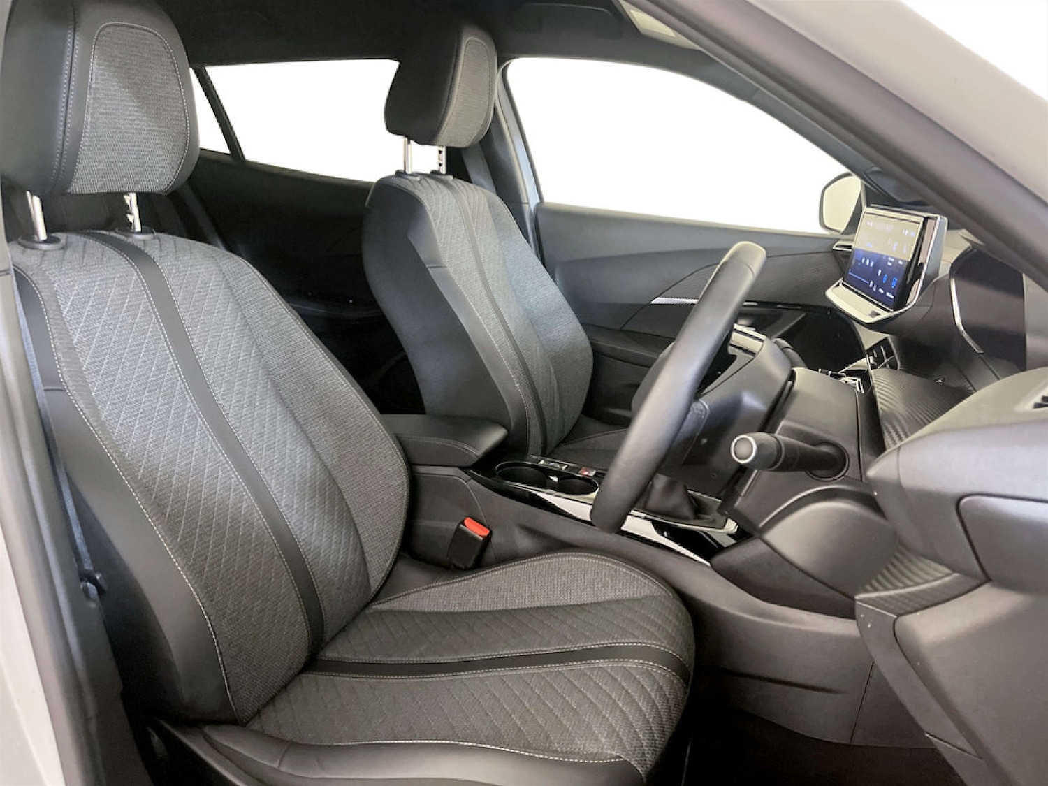 Used Peugeot 2008 2024 for sale - 77571278: Photo 13