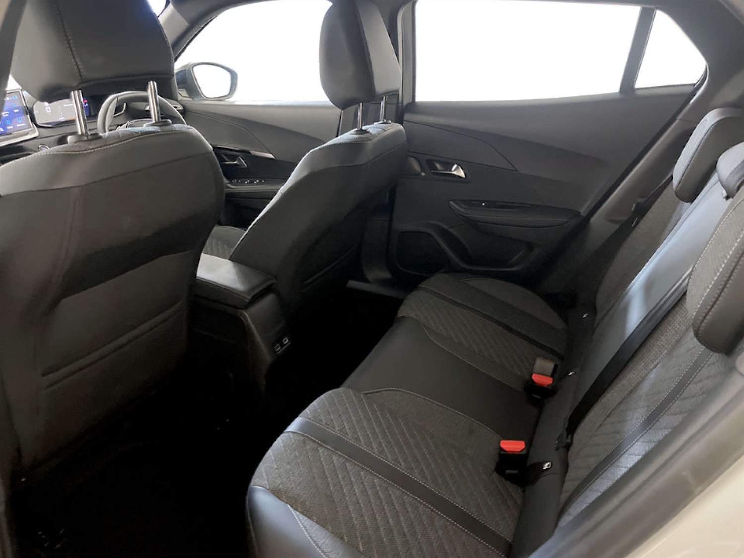 Used Peugeot 2008 2024 for sale - 77571278: Photo 14