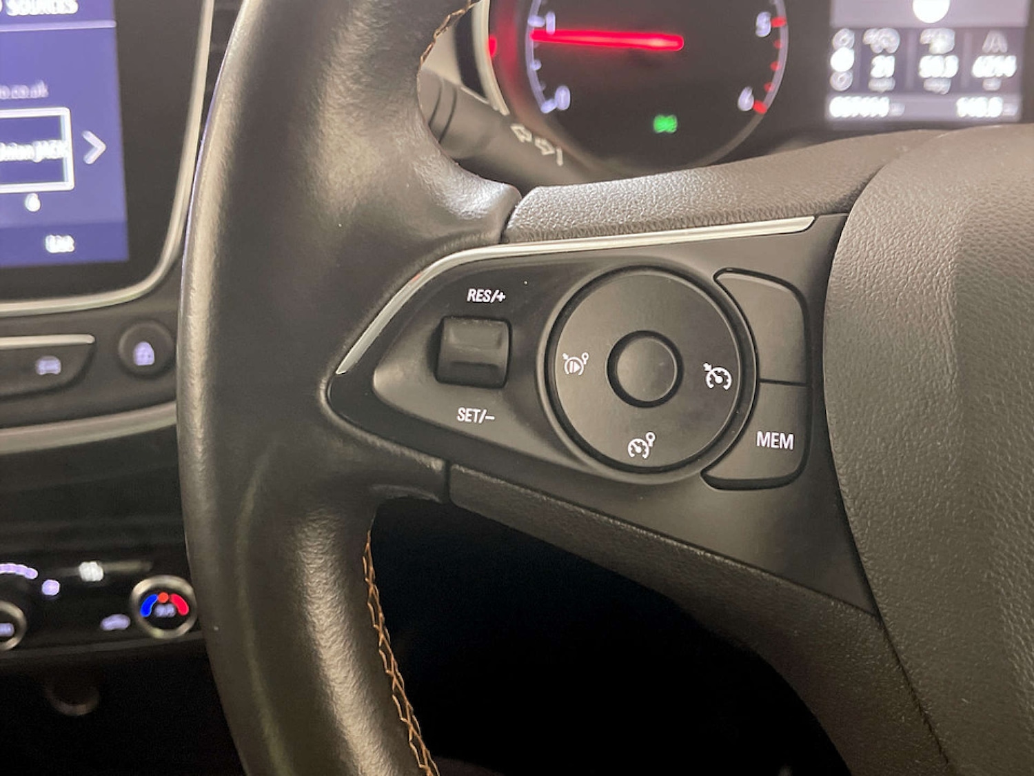 Used Vauxhall Crossland X 2018 for sale - 77227750: Photo 18