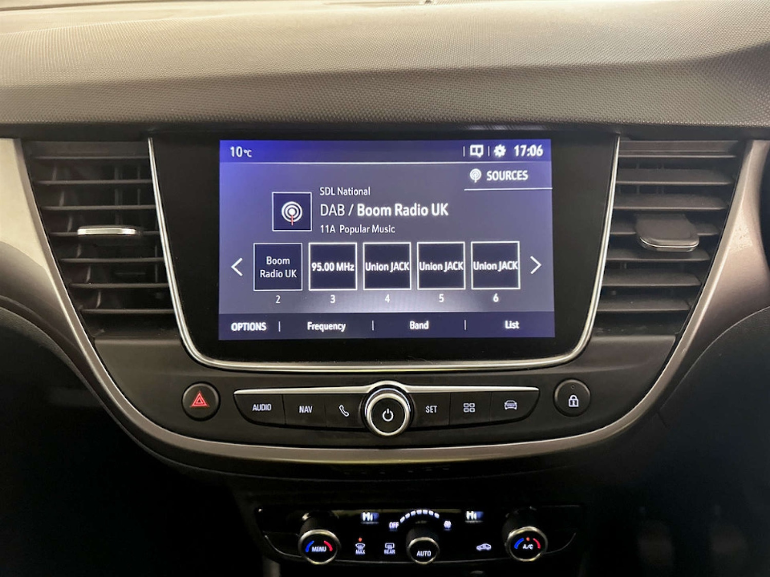 Used Vauxhall Crossland X 2018 for sale - 77227750: Photo 21