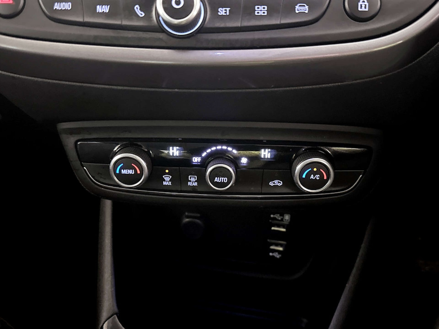 Used Vauxhall Crossland X 2018 for sale - 77227750: Photo 25